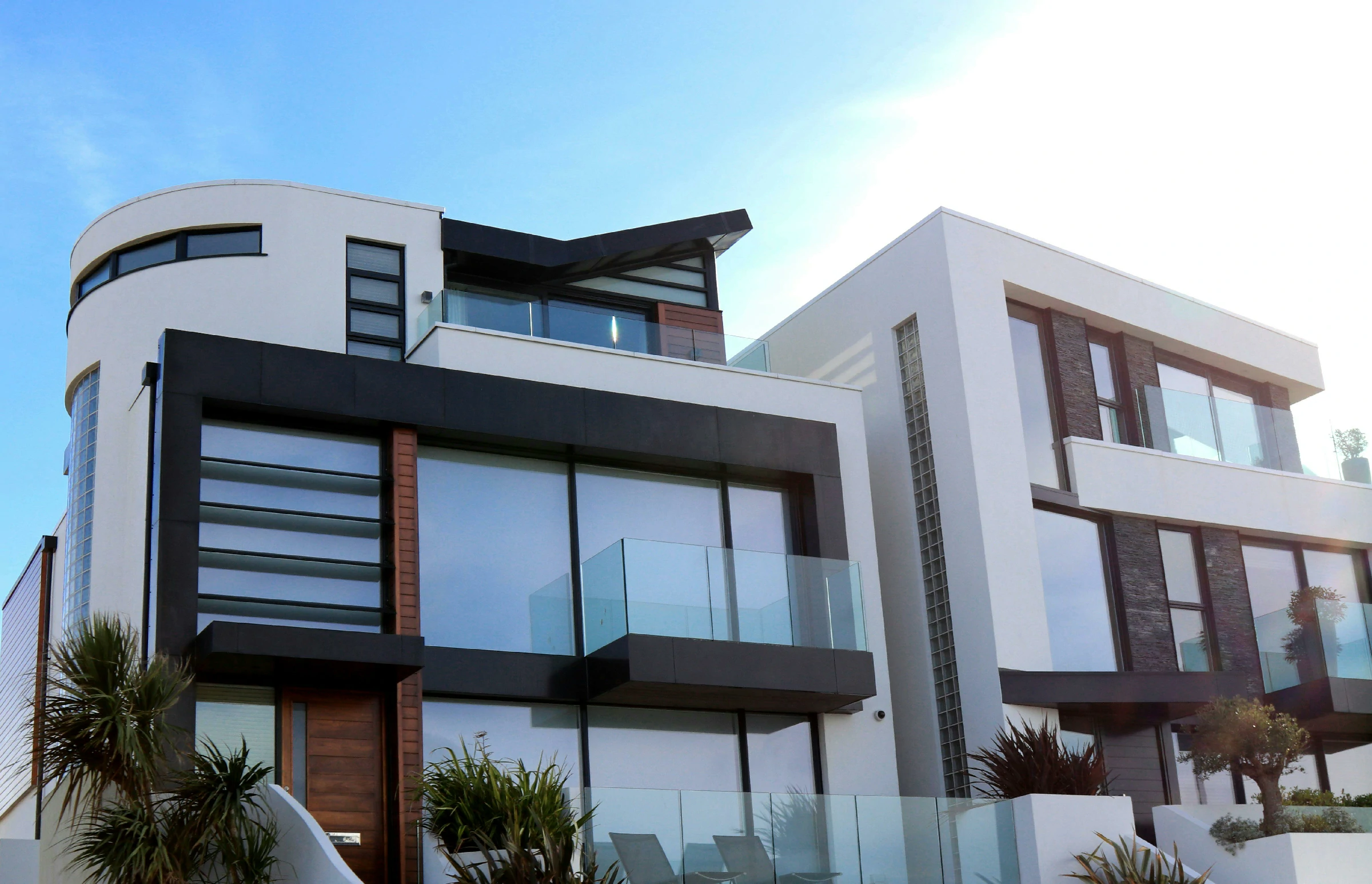 ICONCLY Real Estate digital marketing for real estate professionals